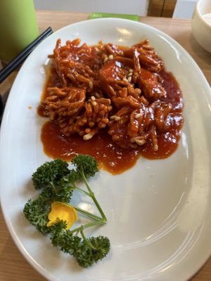   at Songyuelou in Shanghai