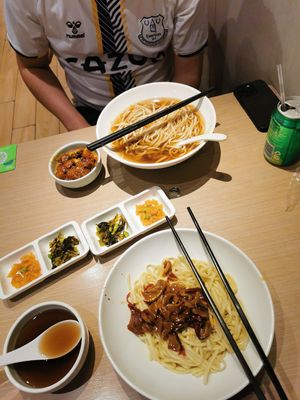  at Songyuelou in Shanghai