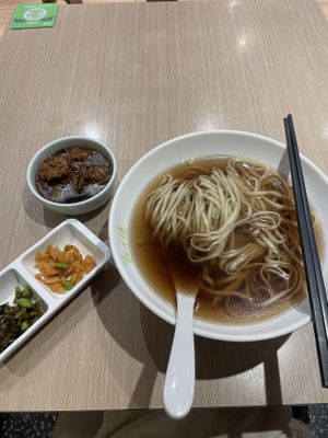 Noodles with vegetables and faux meat   at Songyuelou in Shanghai