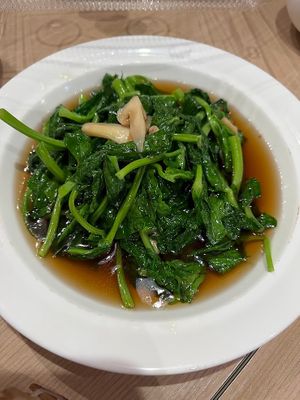  at Songyuelou in Shanghai