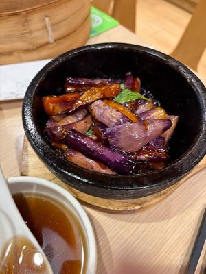  at Songyuelou in Shanghai