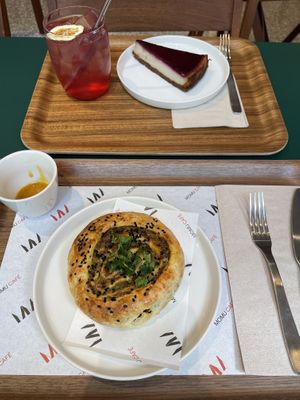   at MoMu Café in Antwerpen