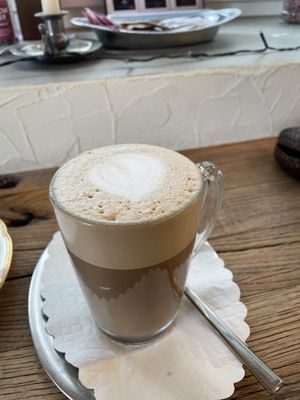 Dirty Chai Latte with soy milk  at Kaffee Klatsch in Brig