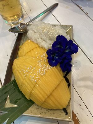 Mango sticky ricee  at Baitong Thai Food Restaurant - ร้านใบตอง in Sukhothai