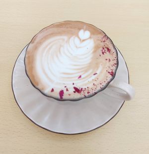Rose Latte
 at Café Influffy - 毛所樹樹 in Kowloon