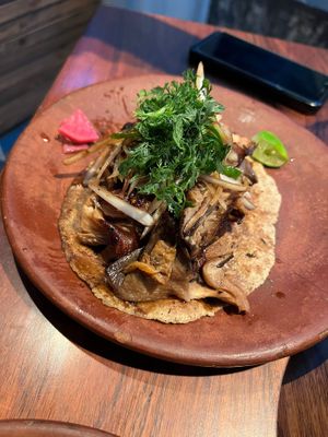 Taco arrachera feliz  at Los Loosers in Mexico City