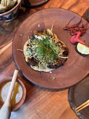 A taco (don’t remember which one)  at Los Loosers in Mexico City