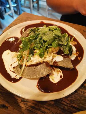 Enchiladas at Los Loosers in Mexico City