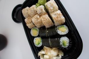 vegan sushi at OISHI - Sydhavn in Copenhagen