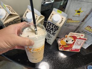Oatmilk Latte at S-Coffee 28 Hang Chieu in Hanoi