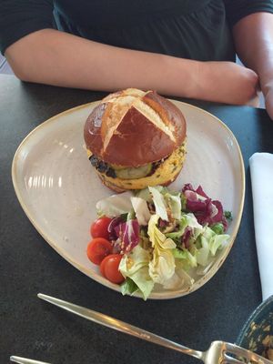 Double cheeseburger at Samsara in Cluj-napoca