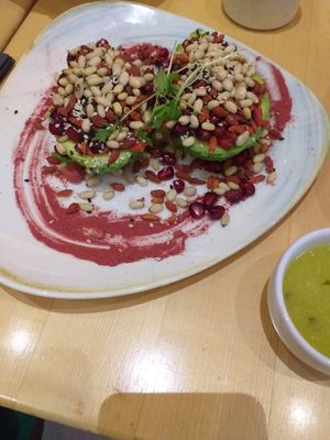 Avocado raw at Samsara in Cluj-napoca