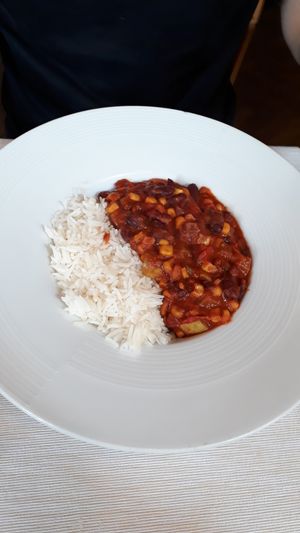 Vegetarian chili with rice at Samsara in Cluj-napoca