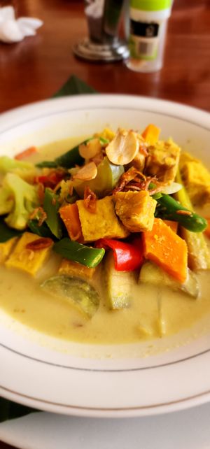 Balinese Vegetable curry at Warung Bintang in Manggis