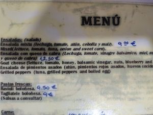 Ask for the top one without tuna, it is huge 😲 at Califa in La Herradura