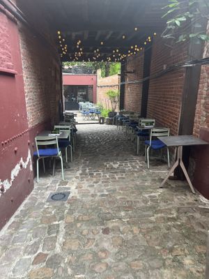 Entrance  at Bloempot in Lille