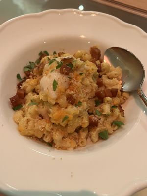   at Weirdough - 위어도우 in Seoul