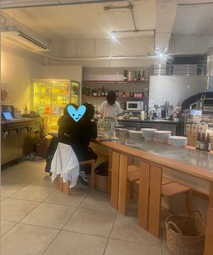 The other side of view from hall to kitchen  at Weirdough - 위어도우 in Seoul