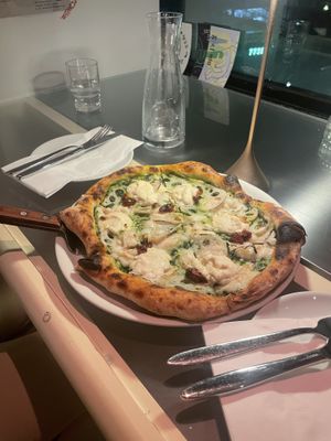   at Weirdough - 위어도우 in Seoul