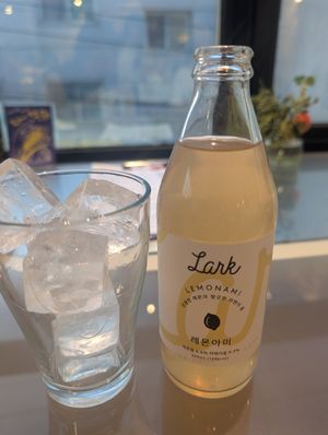 Lemonade at Weirdough - 위어도우 in Seoul