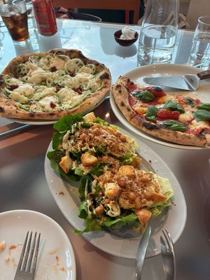 Pizza party  at Weirdough - 위어도우 in Seoul