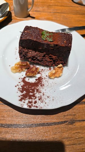Brownie cake at Vegan Eat Tokyo in Tokyo