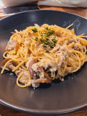 Mushroom onion pasta at Vegan Eat Tokyo in Tokyo