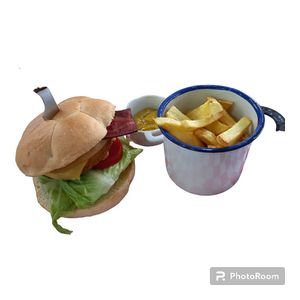 Hamburguesa pulled pork at Kapivar in Colmenar Viejo