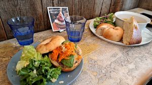  at Alaska Zwei in Tokyo