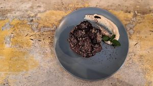  at Alaska Zwei in Tokyo