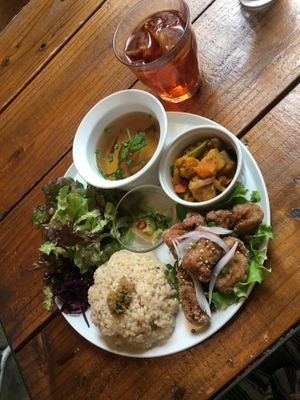 Karaage at Alaska Zwei in Tokyo