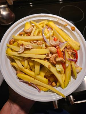 Mango salad at Makin Thai food in Guelph