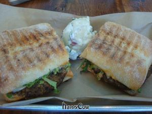 Maddy's Mac with potato salad at Maddys in Los Angeles