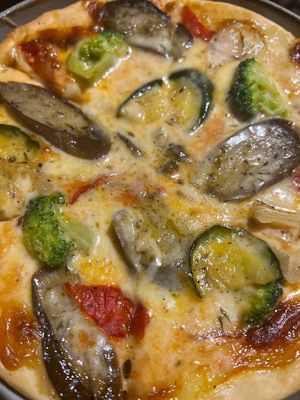 The pizza was vegetarian, not vegan 😞 at Always in Hanoi