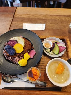 Curry plate at Seedling in Zushi