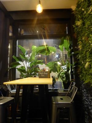 Issan window table at Issan Street Food in Brussels