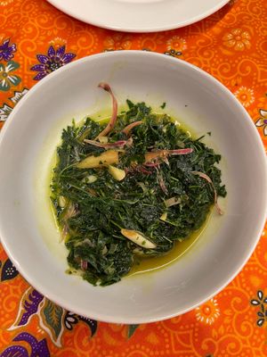 Daun Ubi Tepus (size S) RM15.90
Really small portion at Bahe' Restaurant in Kuching