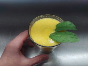 exprimido de naranja at Cumbre Reberde in El Chalten