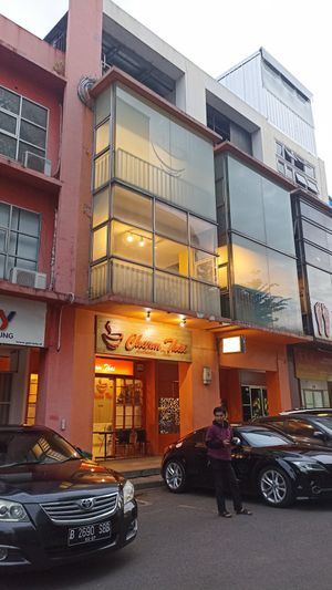 So thrilled to found this vegan thai gem! 🇹🇭🌱 Located near Venetian, front part of Paskal Hyper Square at Charm Thai in Bandung