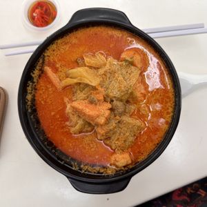 Claypot Curry Mee   at Gandhara Vegetarian Restaurant in Kuching