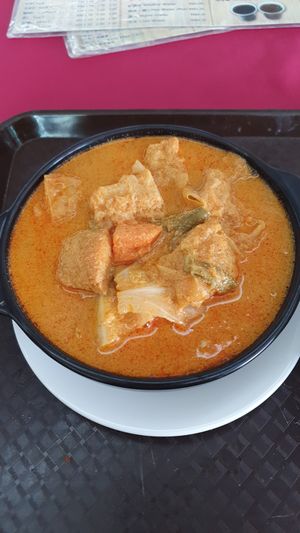Claypot curry mee tikus for 6RM at Gandhara Vegetarian Restaurant in Kuching