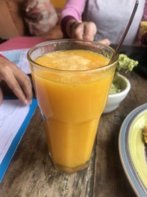 Fresh mango juice at Otra Cosa in Huanchaco