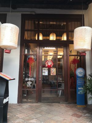 Front of shop at Lyn's The Shanghai Cafe in Songkhla