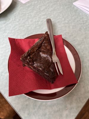 Peanut butter and chocolate brownie   at Fett und Zucker in Vienna