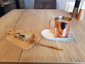 Leckeres Bananenbrot und veganer Chai 😊 at Your Happy Food in Visp