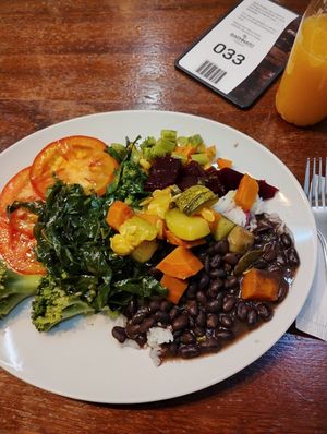 Tradicional Feijoada vegana on Fridays And mix at Grao & Pronto Comida Saudável in Florianopolis