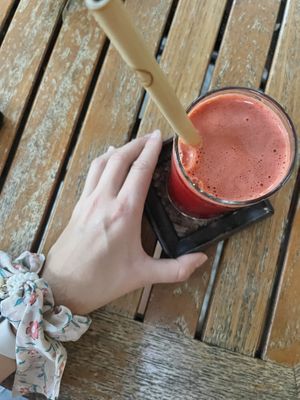 Ginger carrot apple beetroot   at Suananda Vegetarian Garden in Bangkok