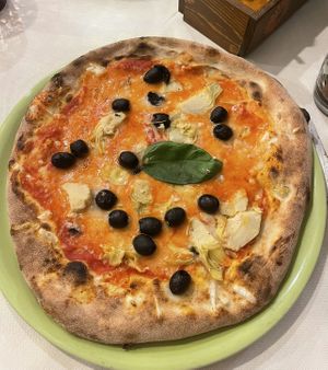 Pizza with artichoke and olives   at Pizzeria Bella Napoli in Empoli