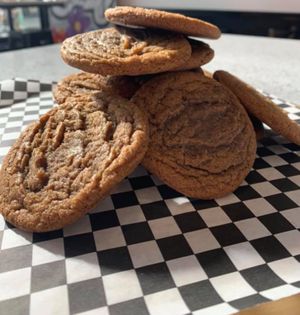 Cinnadoodles! at Cinnaholic - South Loop in Chicago