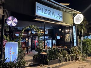   at PizzaLab in Koh Phangan